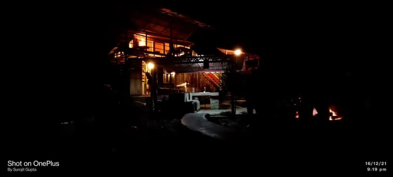 Bed and Breakfast Log Cabin In The Woods Gangtok Exterior foto