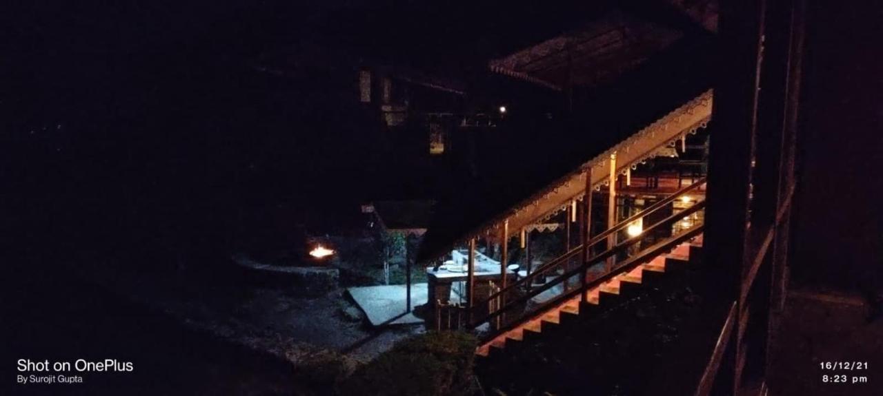 Bed and Breakfast Log Cabin In The Woods Gangtok Exterior foto