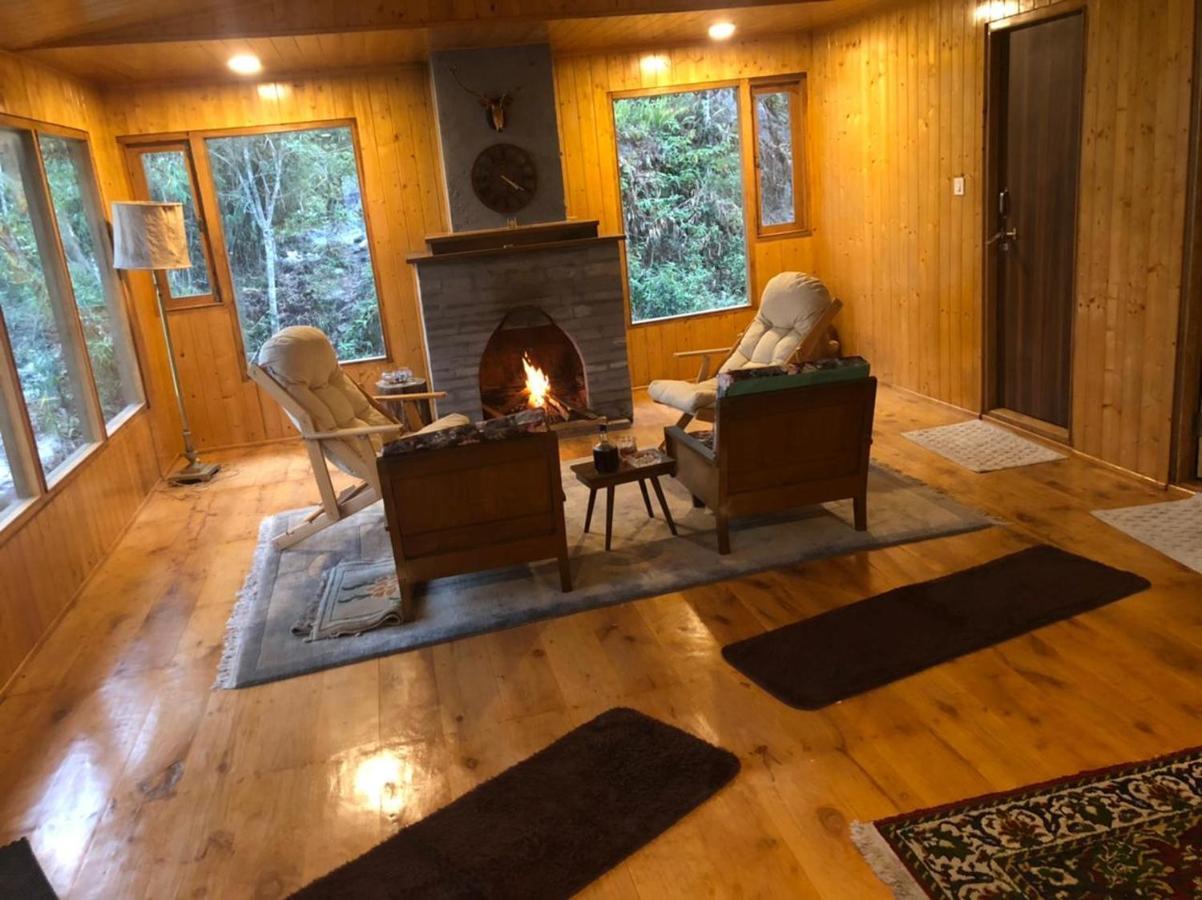 Bed and Breakfast Log Cabin In The Woods Gangtok Exterior foto