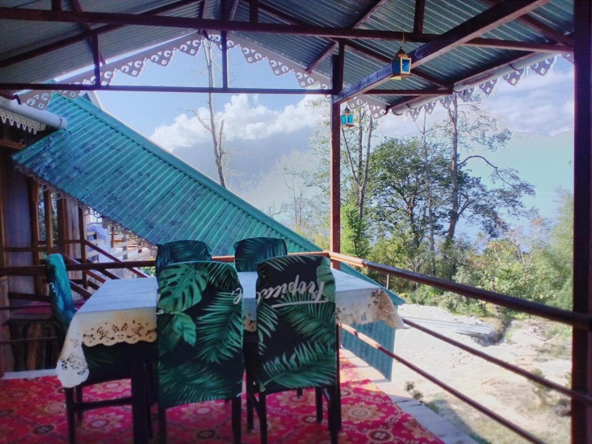Bed and Breakfast Log Cabin In The Woods Gangtok Exterior foto