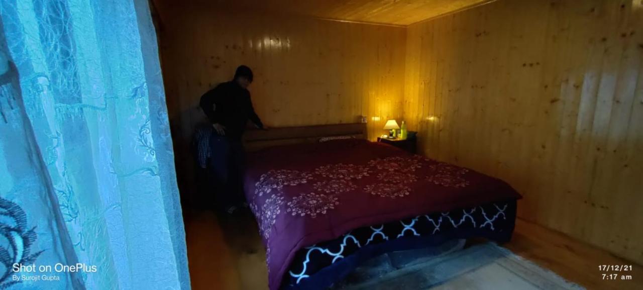 Bed and Breakfast Log Cabin In The Woods Gangtok Exterior foto