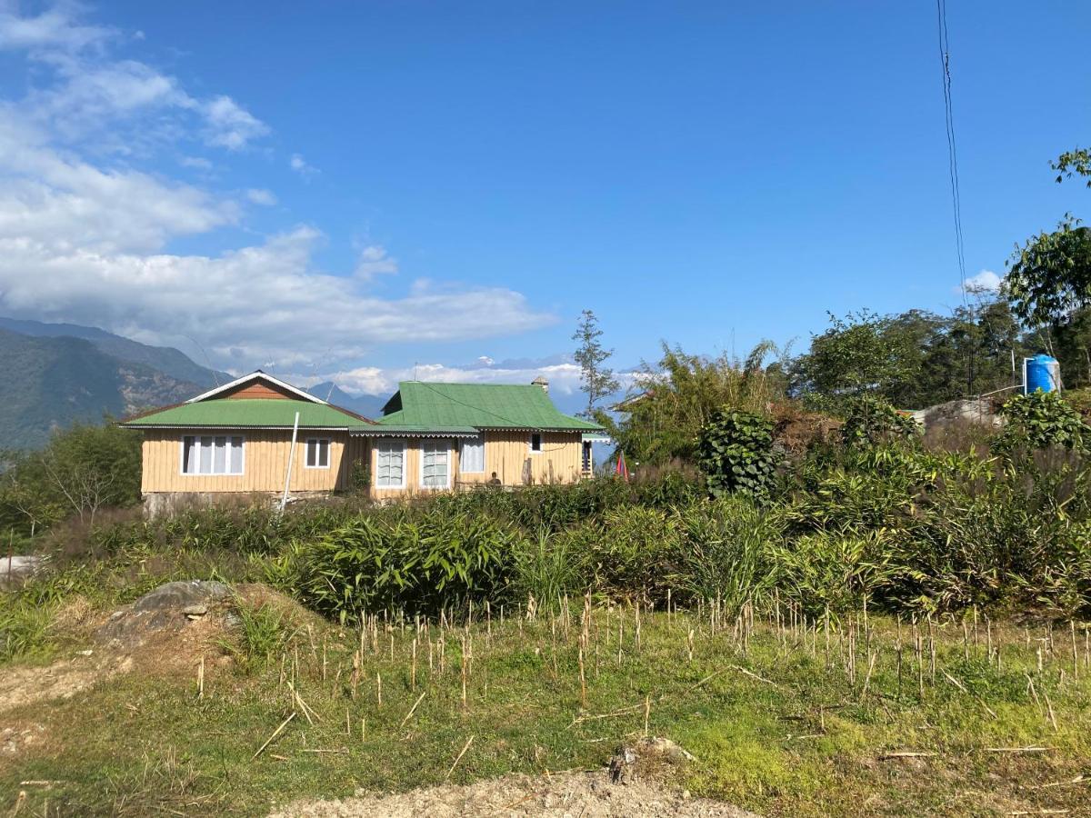Bed and Breakfast Log Cabin In The Woods Gangtok Exterior foto