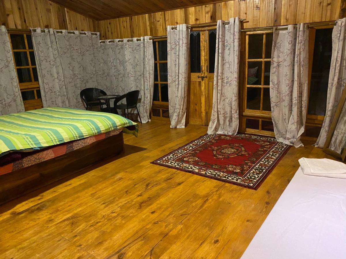 Bed and Breakfast Log Cabin In The Woods Gangtok Exterior foto